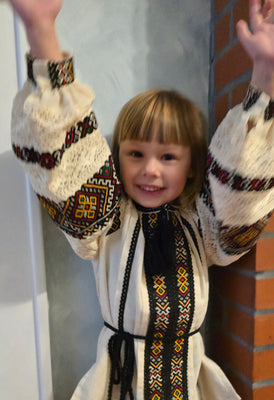 Kids linen HAND embroidery shirt “Stefania