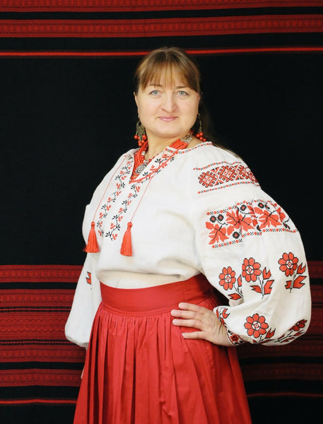 Ukrainian Embroidered Blouse “Maky” (Poppies)