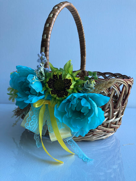 Yellow and Blue Easter Basket 32x22x15 cm