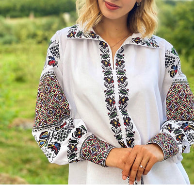 White Linen Woman embroidery shirt “Little leaves” size M
