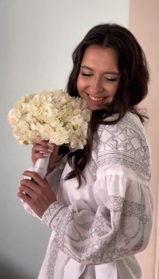 Linen Woman embroidery dress 