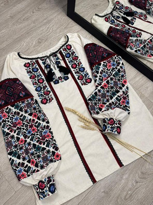 Woman embroidery shirt/blouse 
