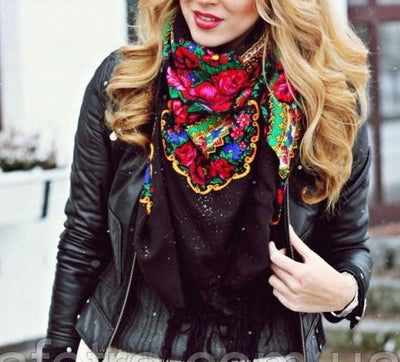 Traditional Ukrainian Woolen shawl / scarf (black)