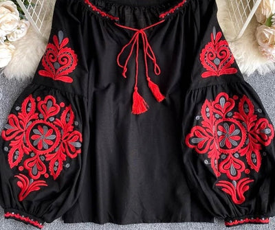 Woman embroidery shirt/blouse ( size S or M) classic