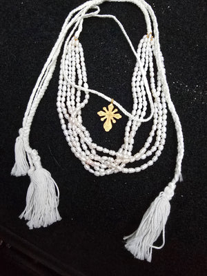 Necklace / fresh water pearls