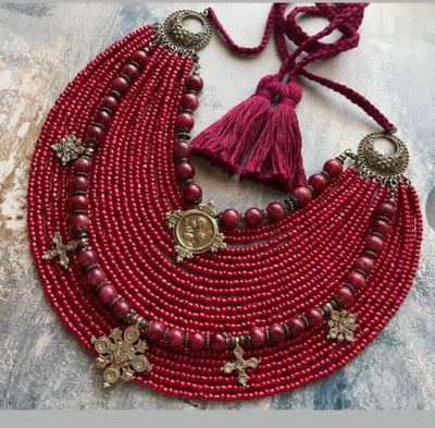 Red necklace 