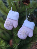 Couple Christmas hand embroidery ornaments “Mittens” beige