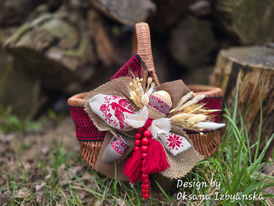 Easter Basket in Etno Style with hand embroidery pottery, dry flowers and organic fabric / adult