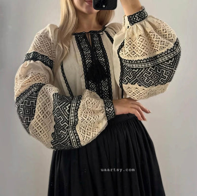 Woman HAND embroidery shirt/blouse 