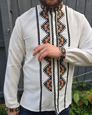 Man embroidery shirt 