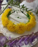 Hairband with dandelions