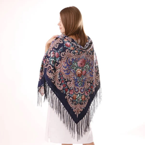 Woolen shawl / scarf with flowers “ Dynasty”